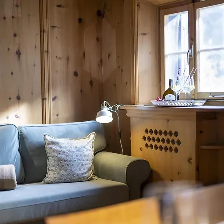 Chasa San Geer Sains *