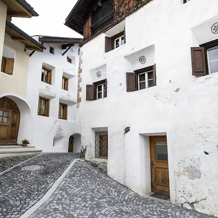 Casa de Férias Chasa San Geer Sains