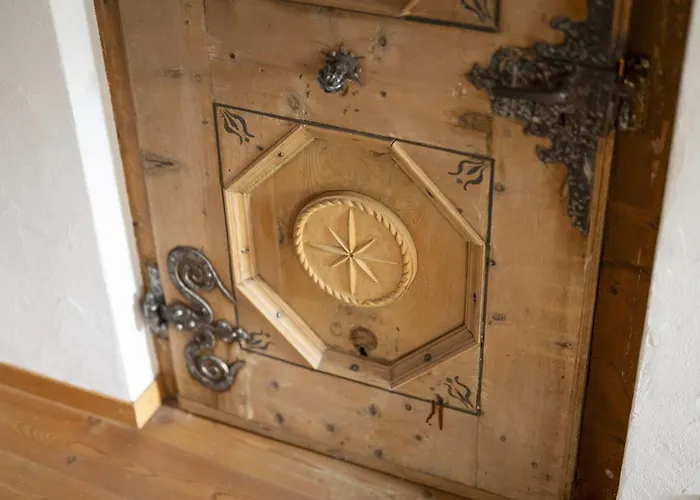 Chasa San Geer Sains Casa de Férias *