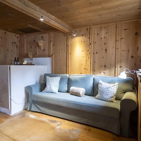 Chasa San Geer Sains Holiday home Scuol