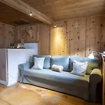 Chasa San Geer Sains Ferienhaus Scuol